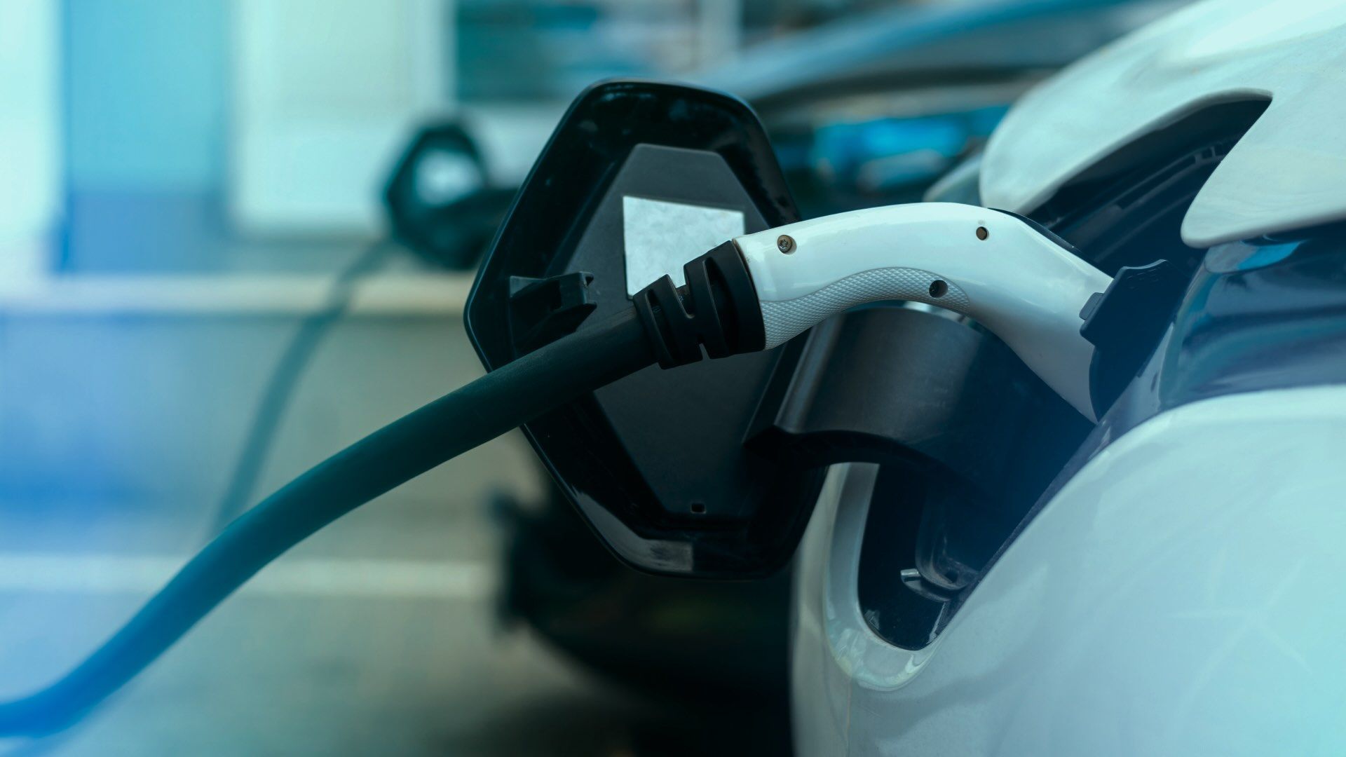 Why Bidirectional Charging is the Next Big Thing for Ev Owners?